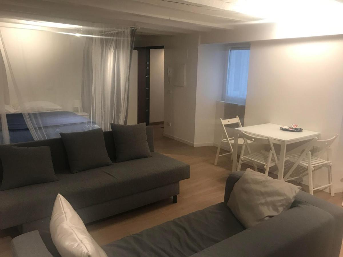 Appartamenti Corridoni Triëst Buitenkant foto
